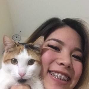 Meet your Posher, Candy